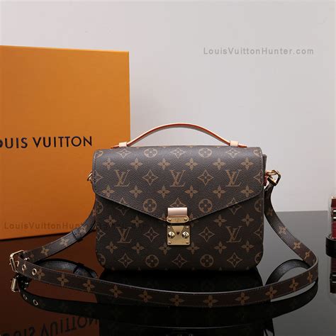 louis vuitton monogram metis pochette replica